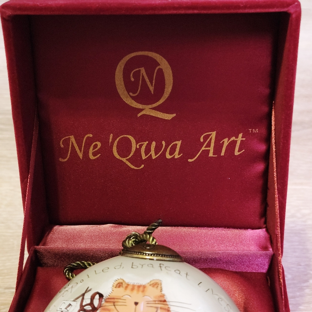 Ne’Qwa Art Ornament Fat Brat Spoiled Cat by Dianne Knott - Picture 5 of 7